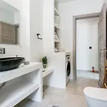 Etherealvilla-family With Pool וילה