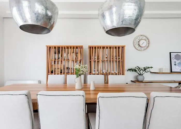 Etherealvilla-family With Pool לואורדטה